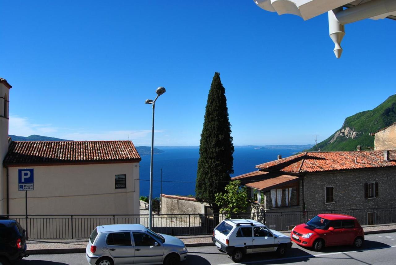 Appartamenti San Pietro - Hotel Gallo Tignale Exteriör bild