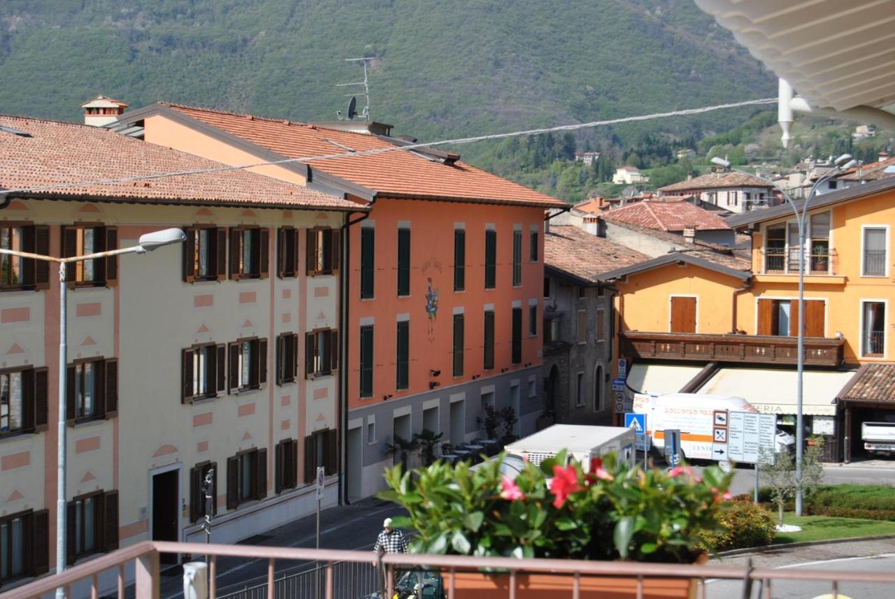 Appartamenti San Pietro - Hotel Gallo Tignale Exteriör bild