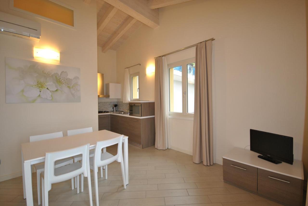 Appartamenti San Pietro - Hotel Gallo Tignale Exteriör bild